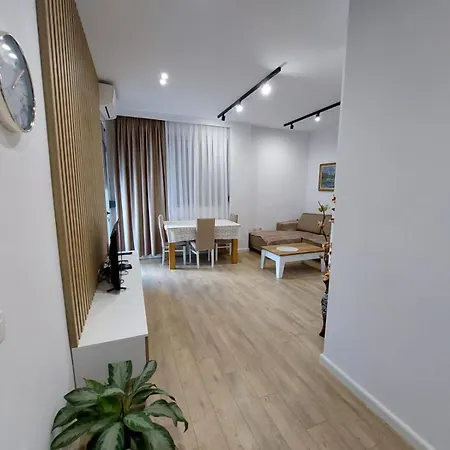 Lägenhet Ronaldo Breshanaj Vlorë